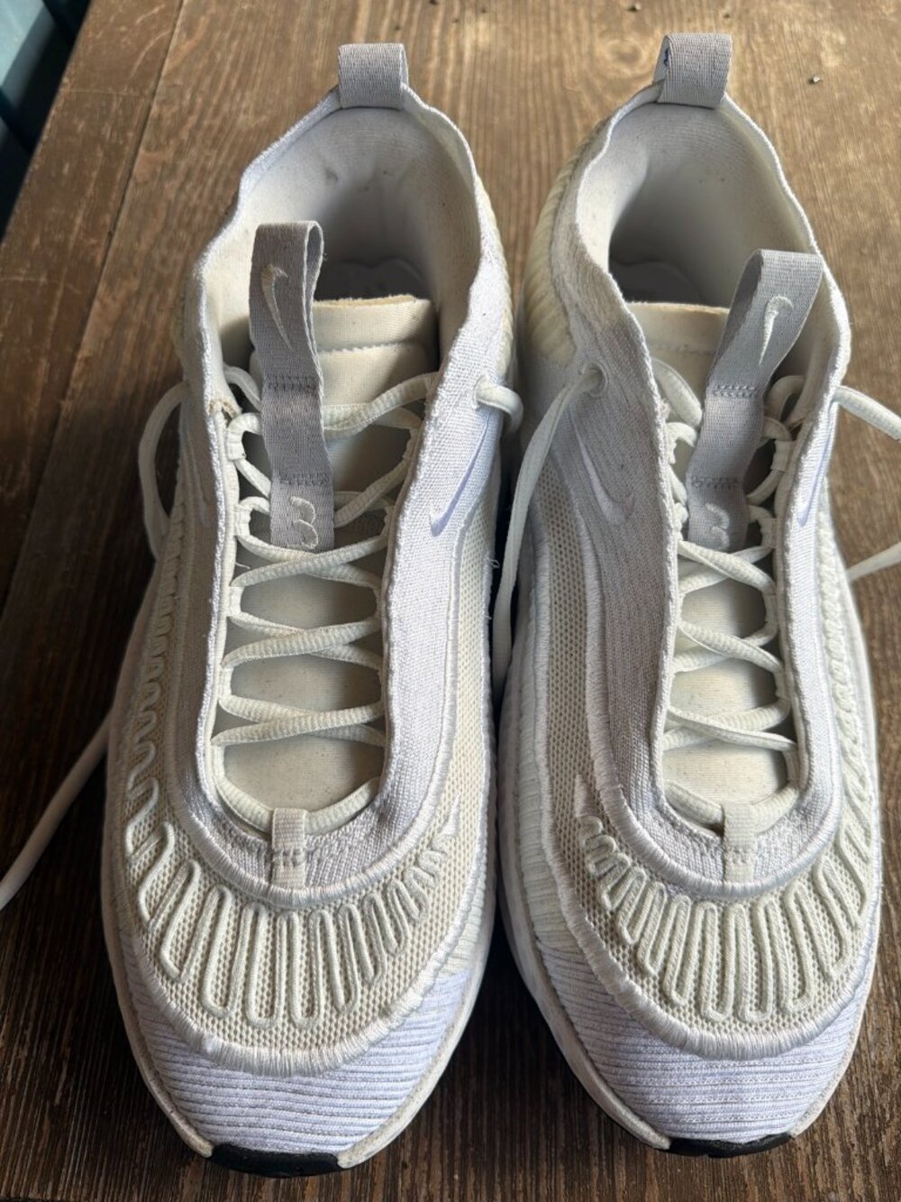 Nike Mens White Knit Running Shoes React Sole Size 10